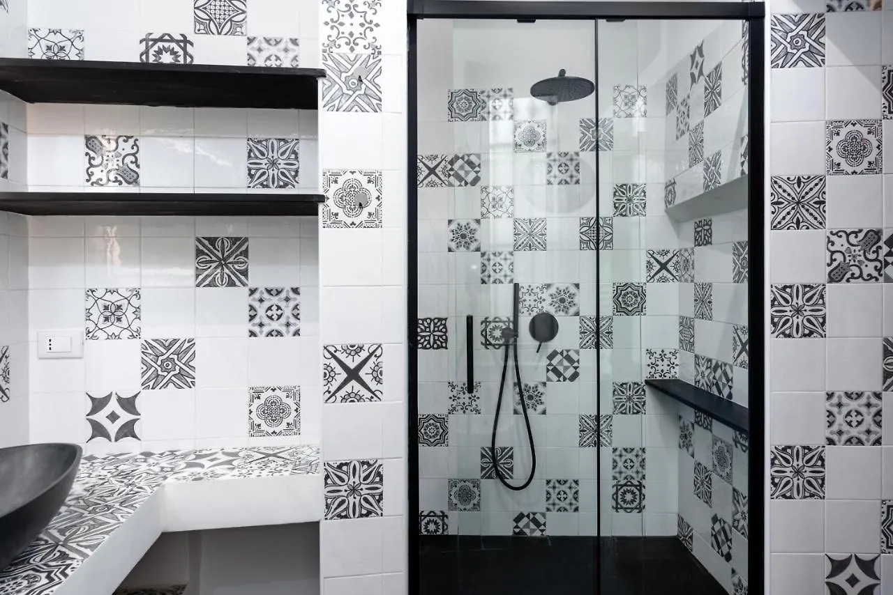 Esclusivo 130 Mq + Terrazzo Via San Vincenzo Apartment Genoa Italy